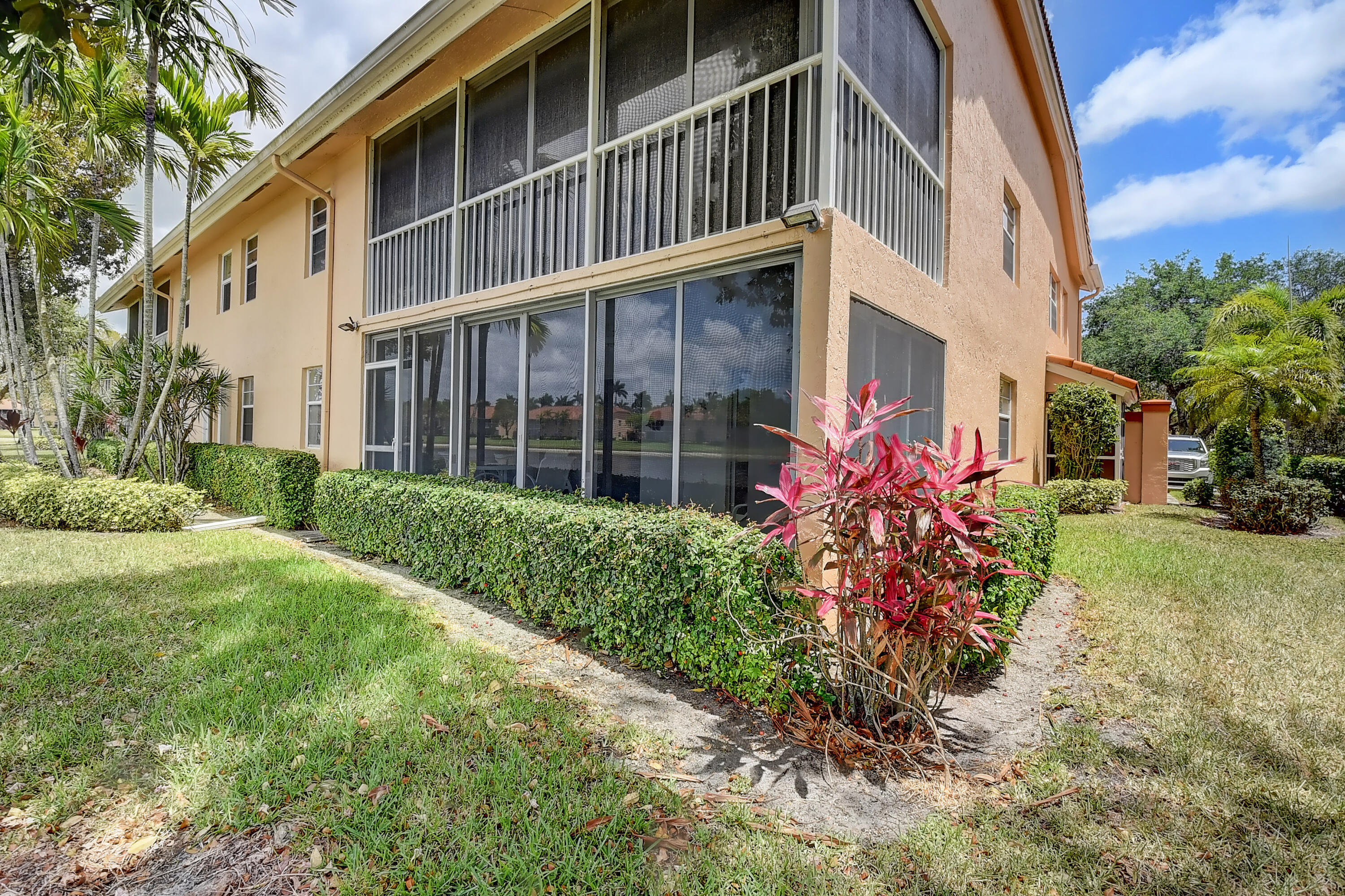 PALM ISLES I, II AND III CONDOS - Residential