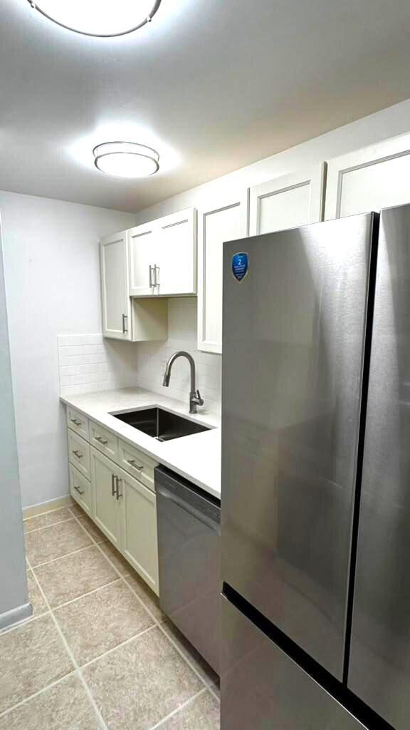 1020 CRYSTAL LAKE Drive 103