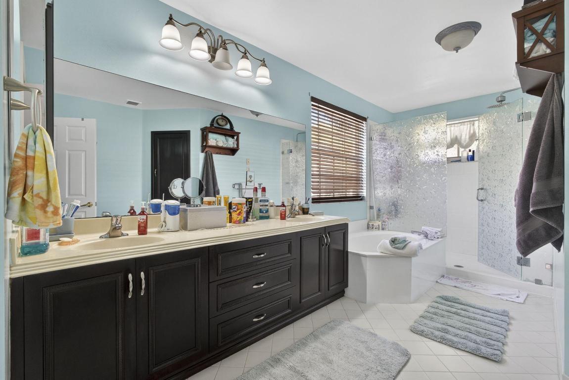 OLYMPIA PL 1 - Residential