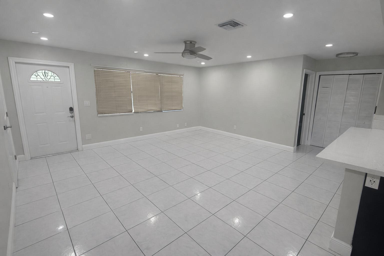 View photos, virtual tours, details... 2800 SW 9th Street