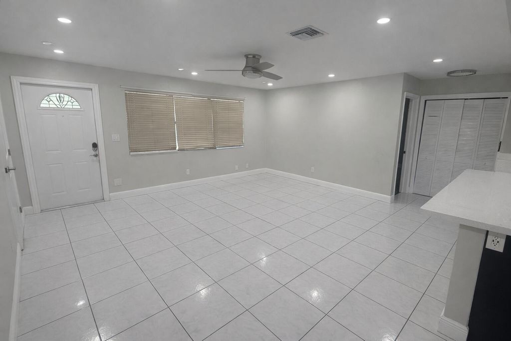 Photo of 2800 SW 9th Street, Fort Lauderdale, FL 33312 (MLS # B26013089)