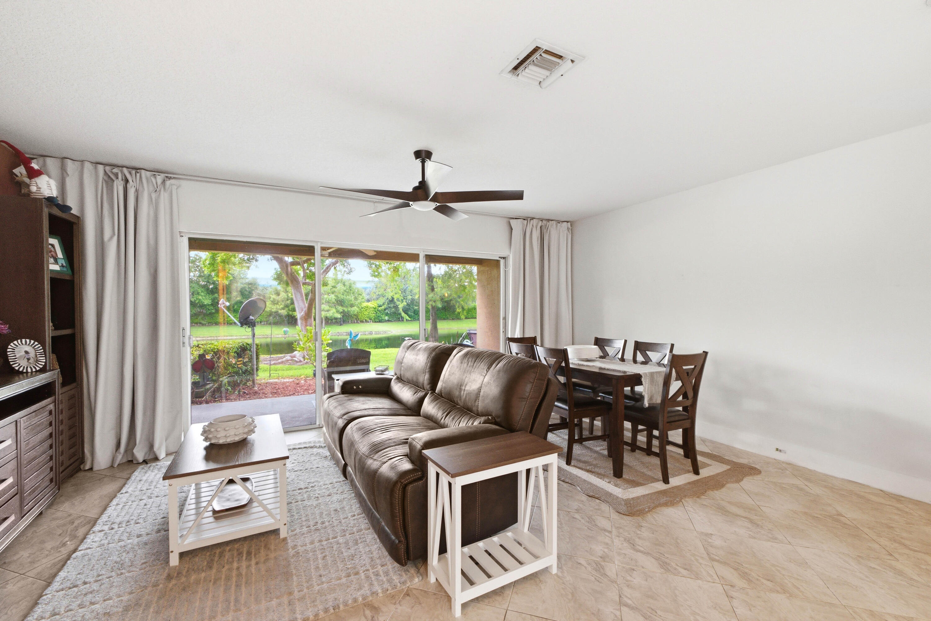 10158 Royal Palm Boulevard 505-5