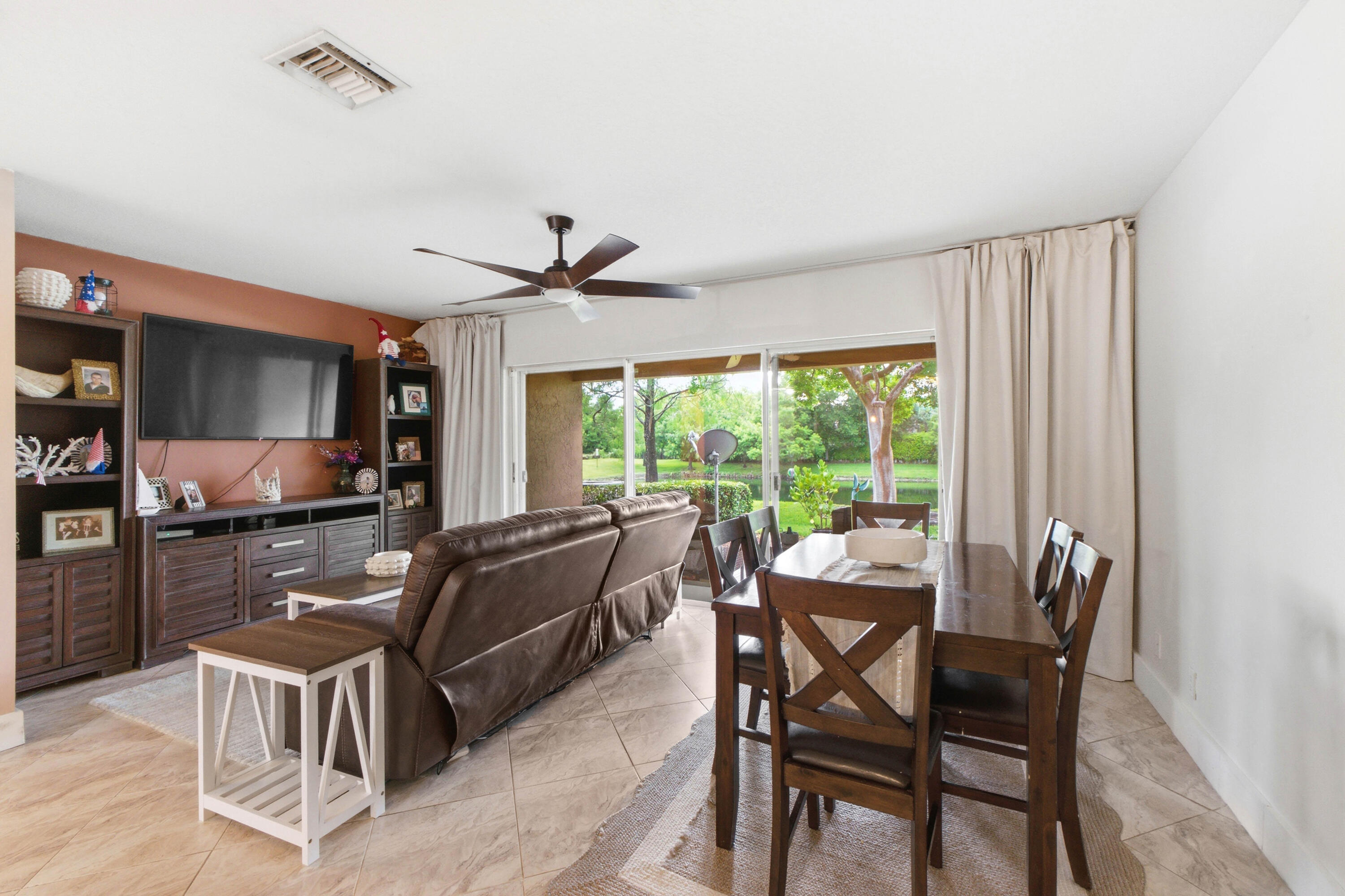10158 Royal Palm Boulevard 505-5