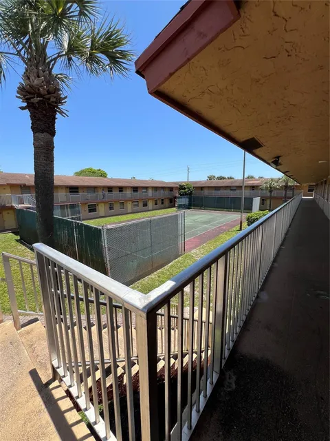 95 NE 41st St Unit 214N, Fort Lauderdale, FL MLS: F10503987