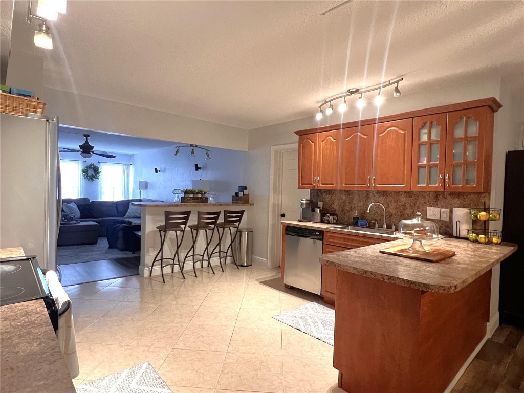 Sun Country - Residential