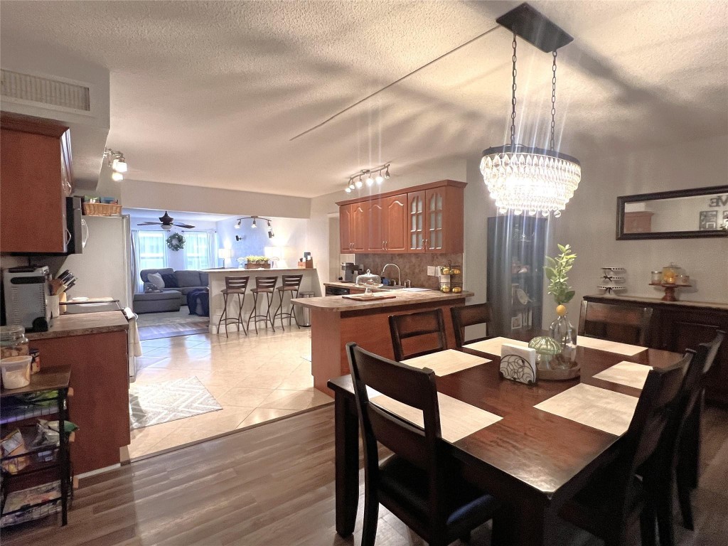 Sun Country - Residential