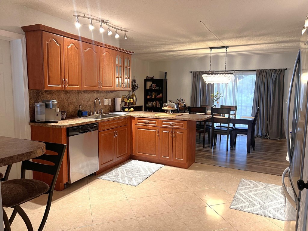 Sun Country - Residential