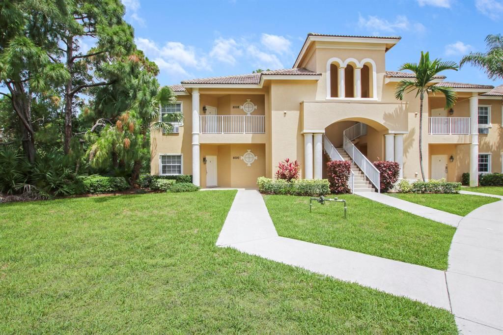 Photo of 8000 Carnoustie Place #4011, Port Saint Lucie, FL 34986 (MLS # R10712748)