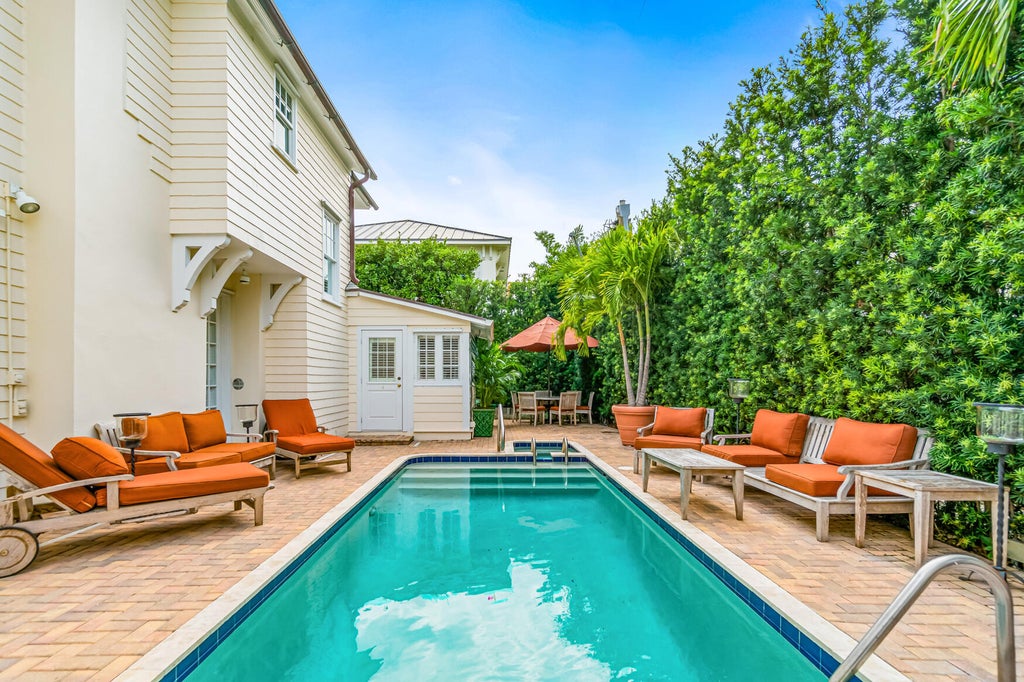 Photo of 263 Park Avenue, Palm Beach, FL 33480 (MLS # B26044829)