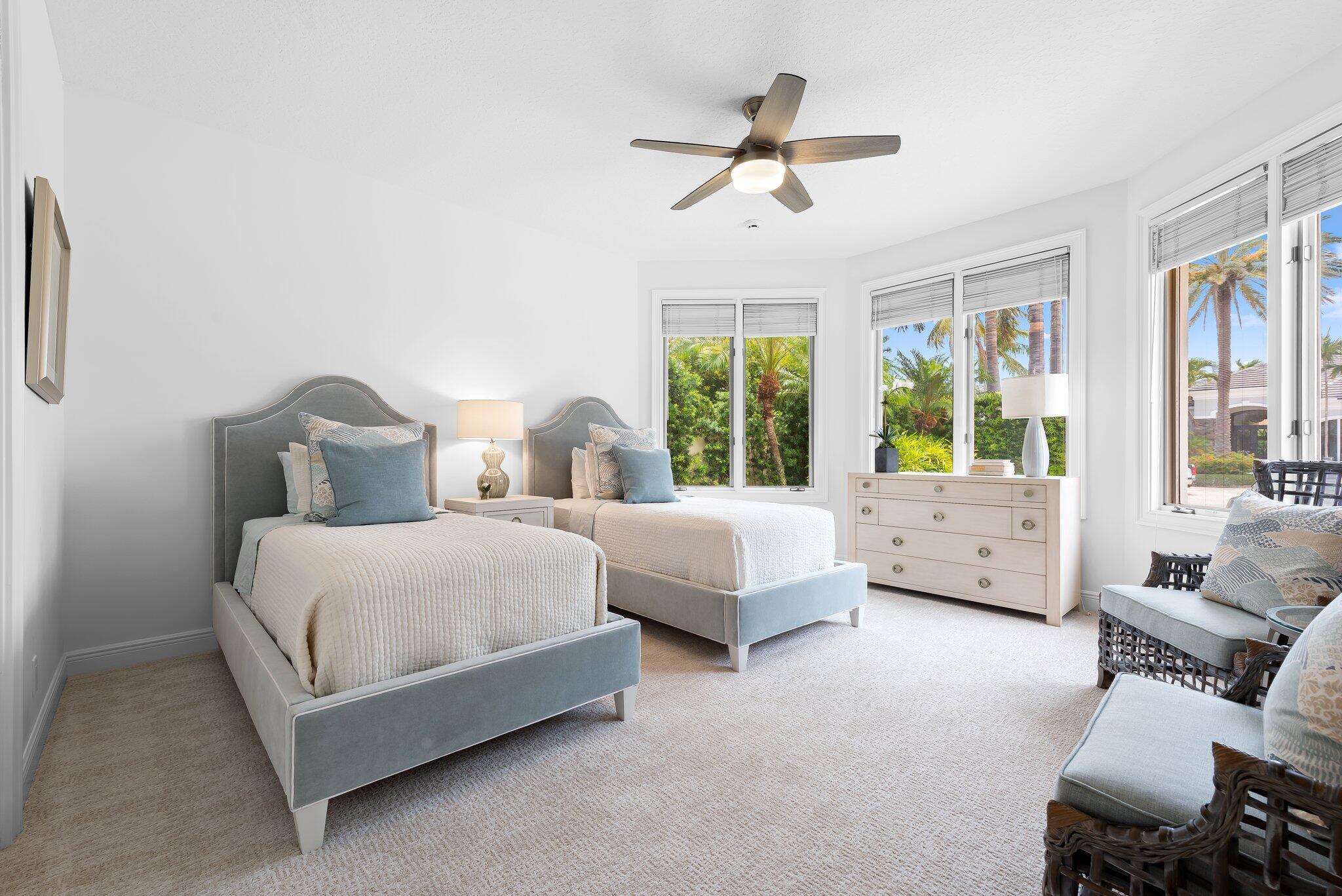 ROYAL PALM YACHT & COUNTR - Residential Lease