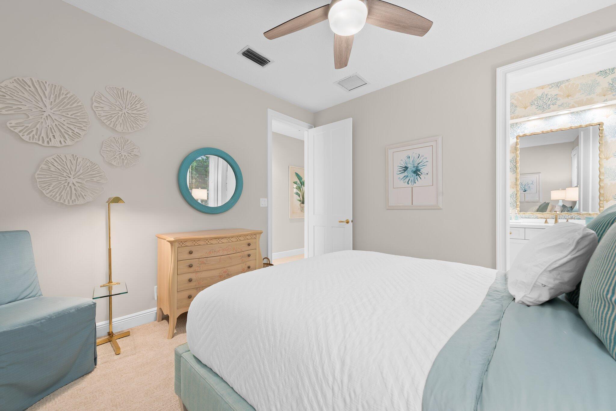 ROYAL PALM YACHT & COUNTR - Residential Lease