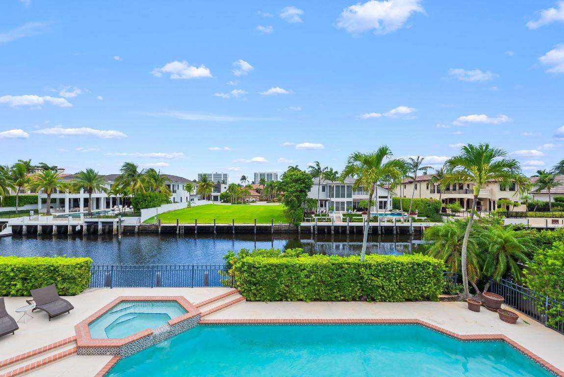 ROYAL PALM YACHT & COUNTRY CLUB - Residential Lease
