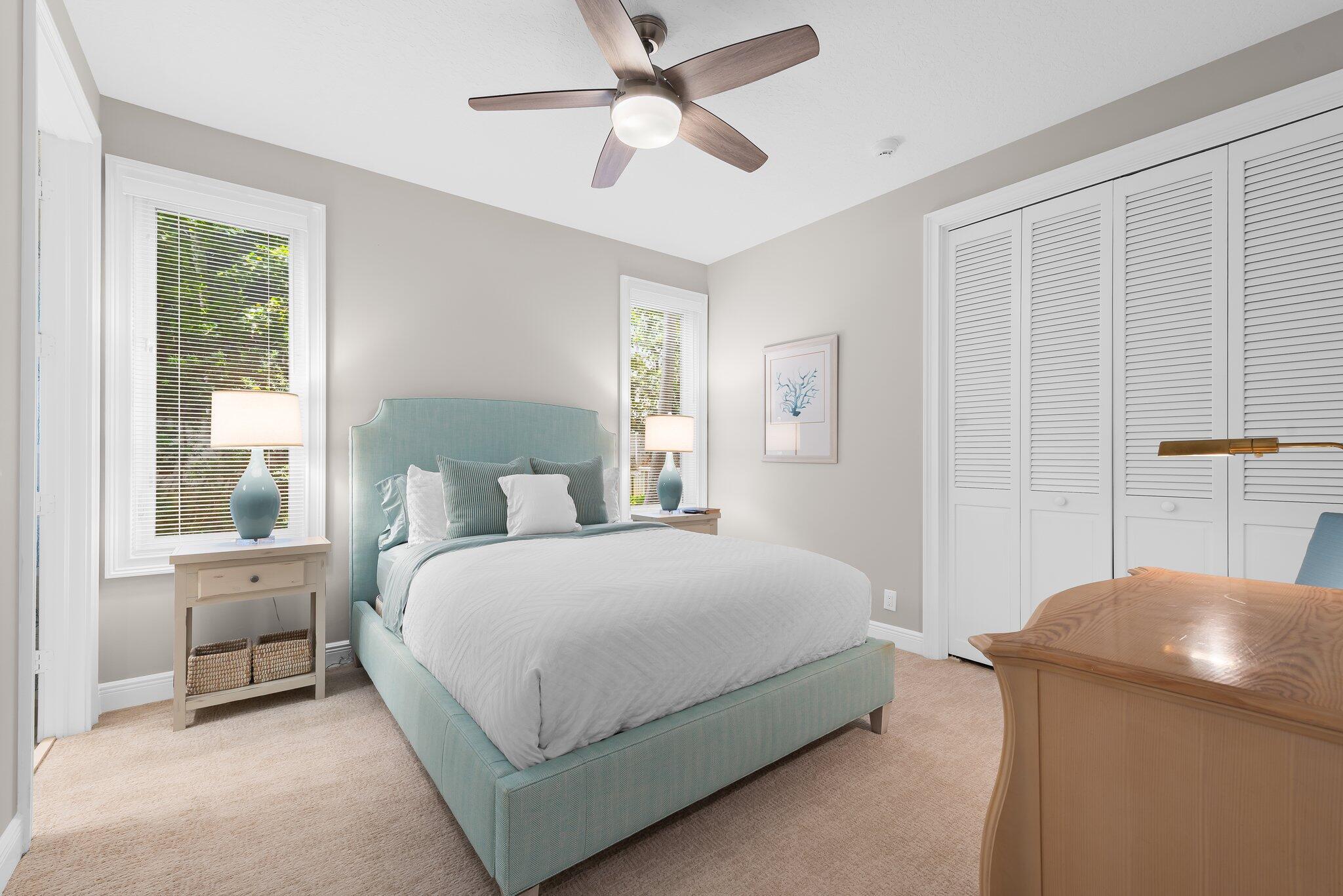 ROYAL PALM YACHT & COUNTR - Residential Lease