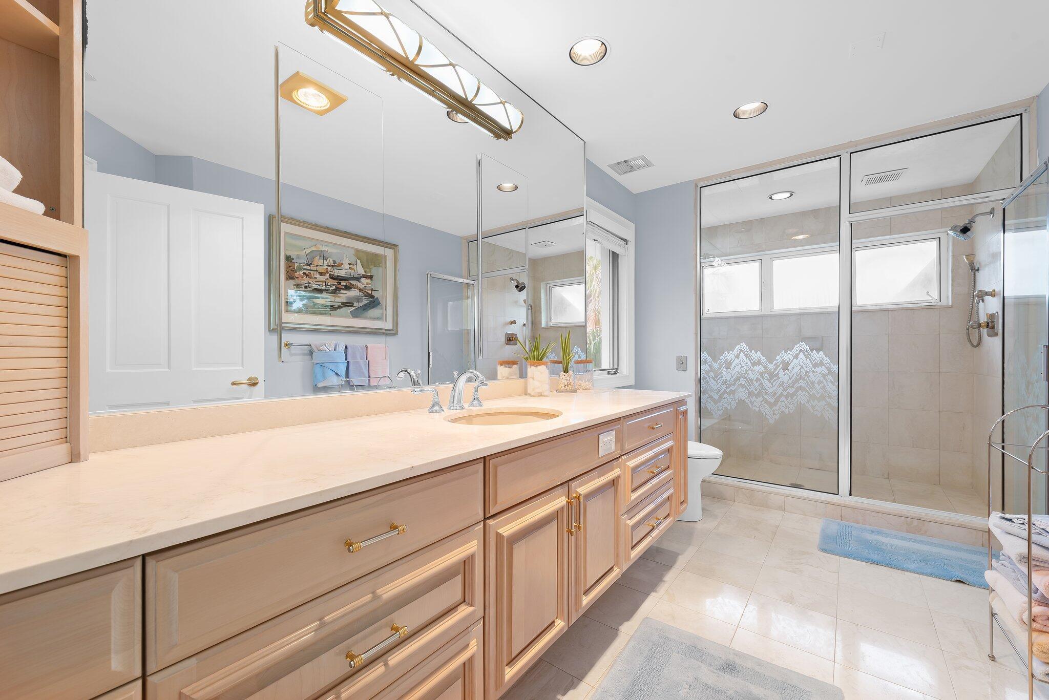 ROYAL PALM YACHT & COUNTR - Residential Lease