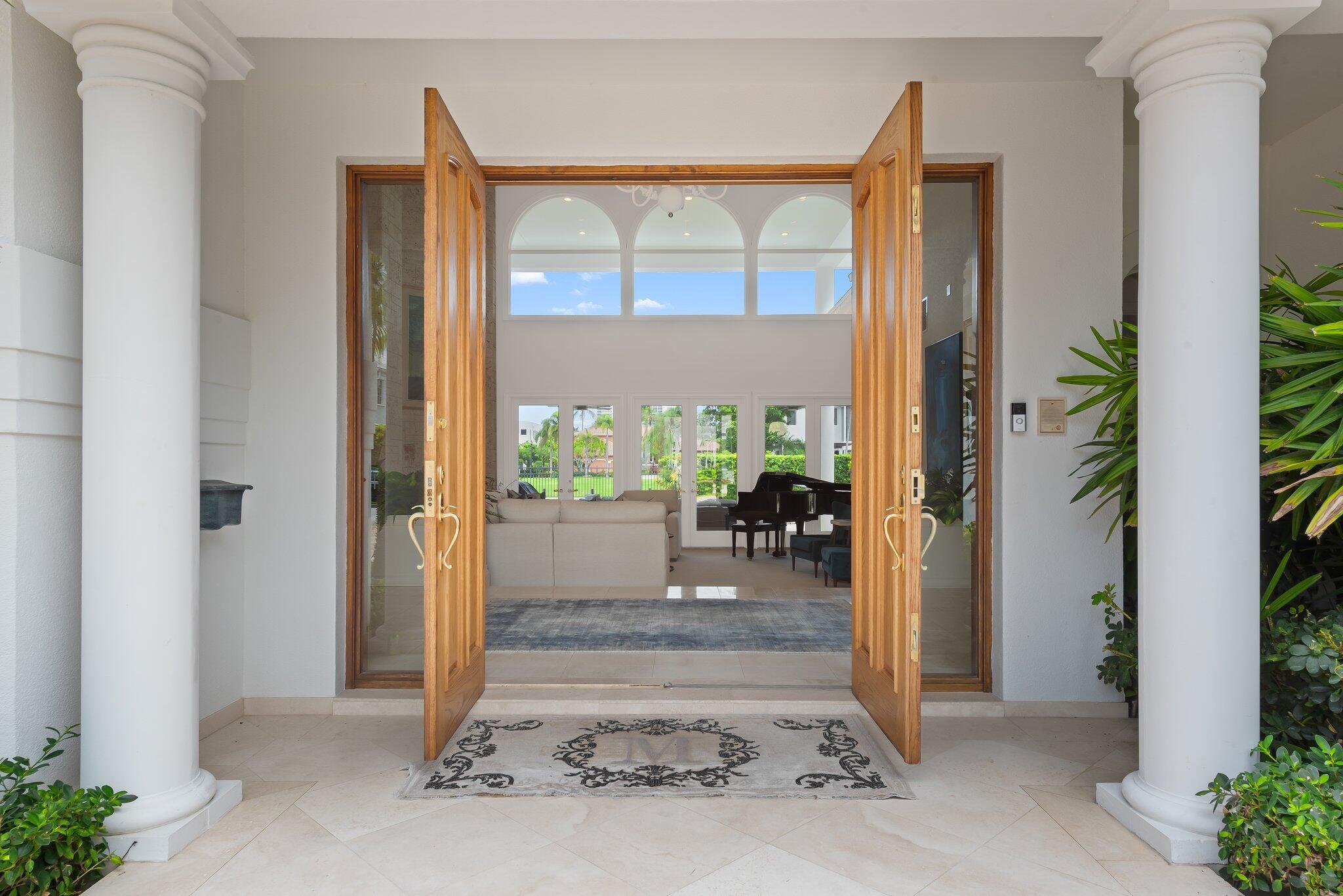 ROYAL PALM YACHT & COUNTR - Residential Lease