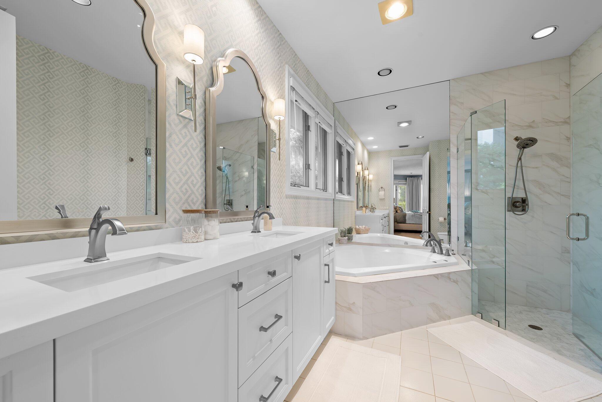 ROYAL PALM YACHT & COUNTR - Residential Lease