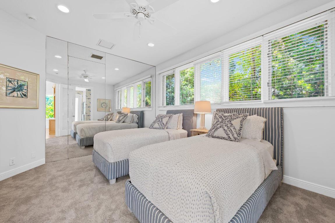 ROYAL PALM YACHT & COUNTRY CLUB - Residential Lease