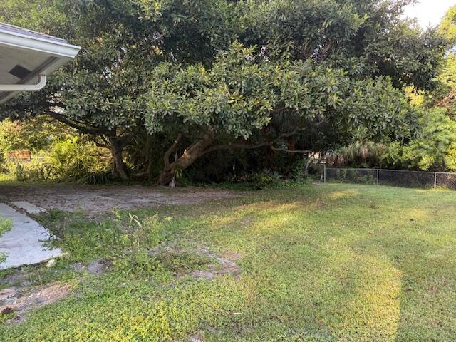 LAKE OSBORNE PARK - Residential Lease
