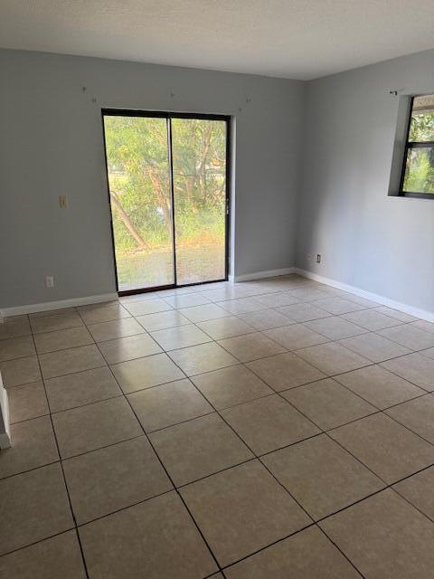 LAKE OSBORNE PARK - Residential Lease