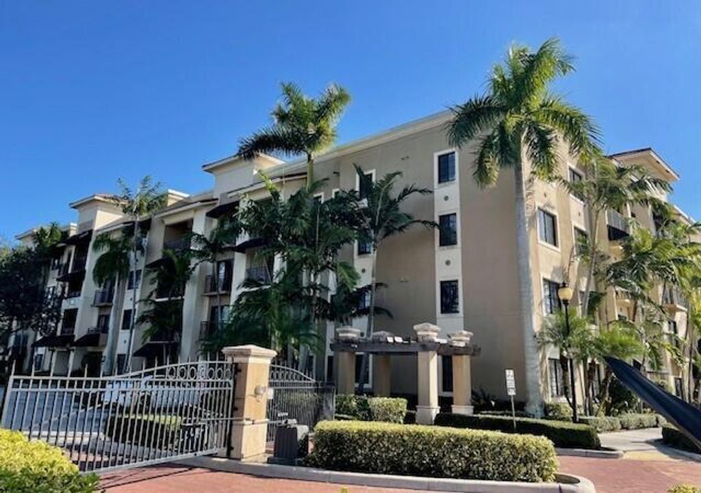 Photo of 4907 Midtown Lane #1211, Palm Beach Gardens, FL 33418 (MLS # B26025380)
