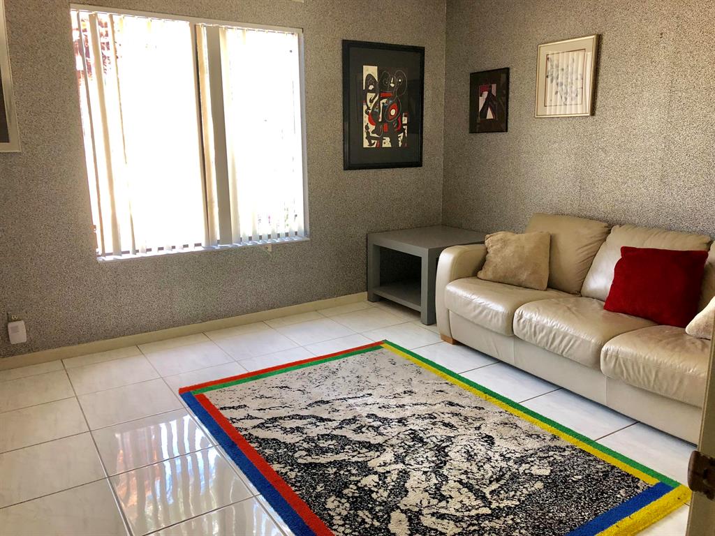 GLENEAGLES CONDO V - Residential