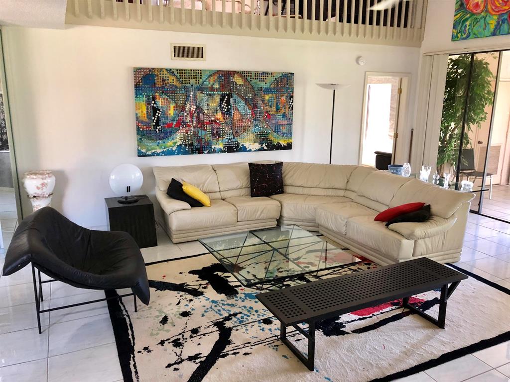 GLENEAGLES CONDO V - Residential