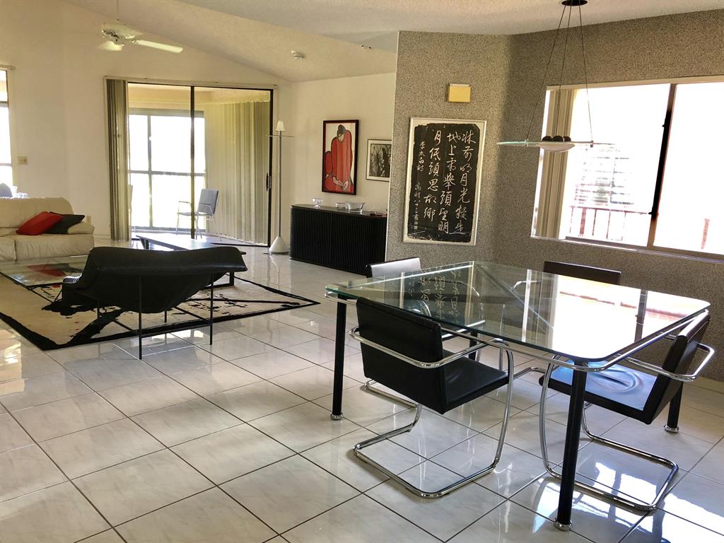 GLENEAGLES CONDO V - Residential