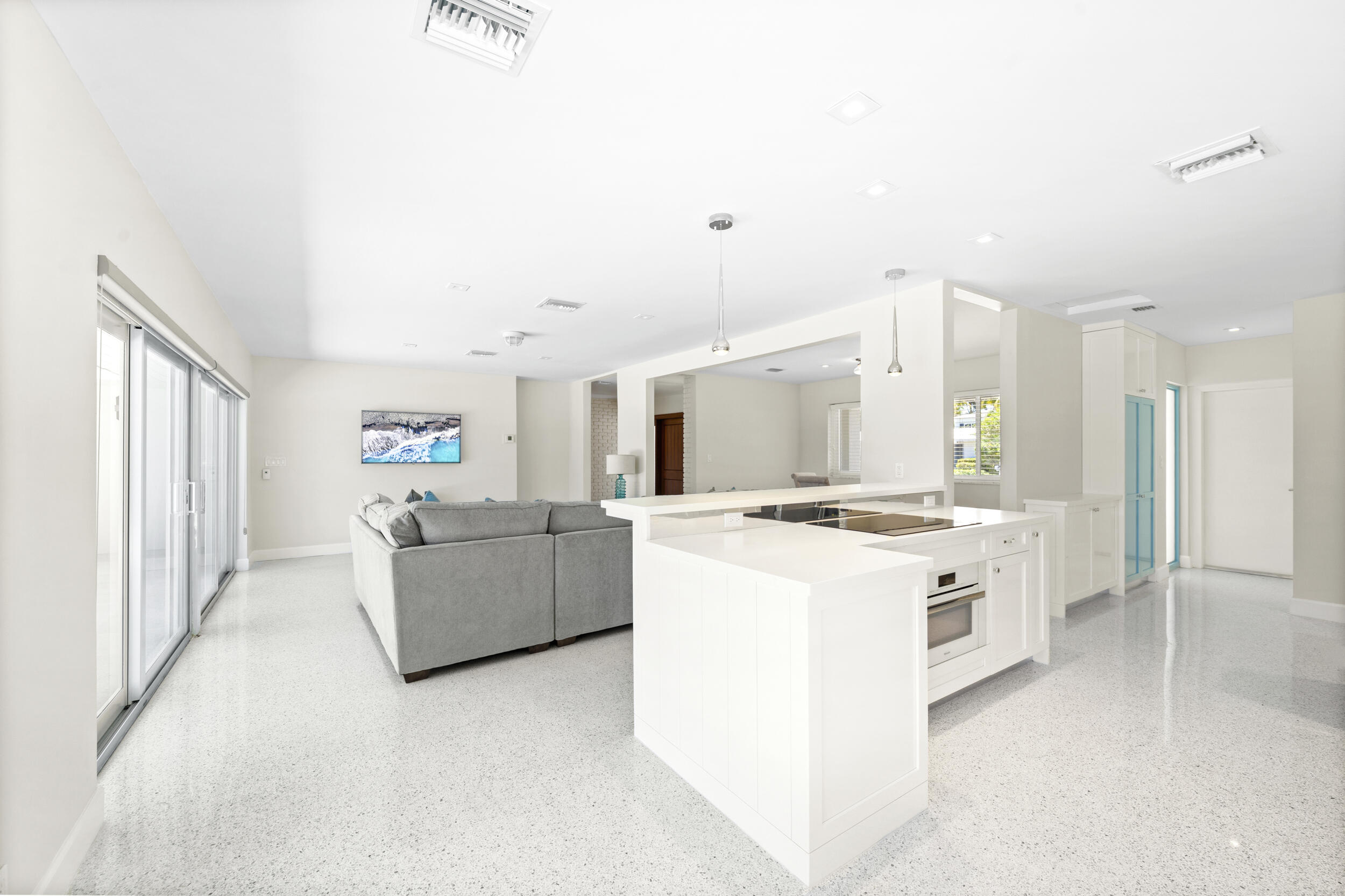 IBIS ISLE - Residential