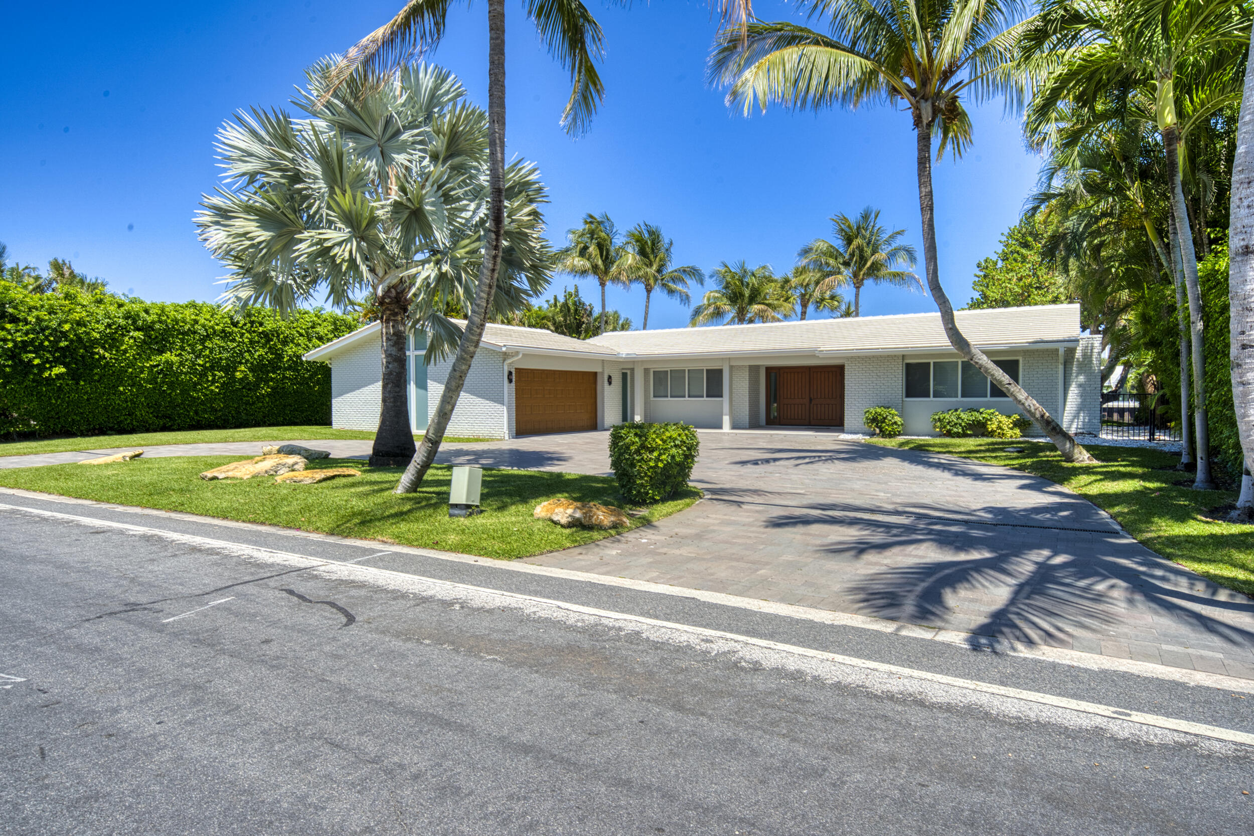 IBIS ISLE - Residential