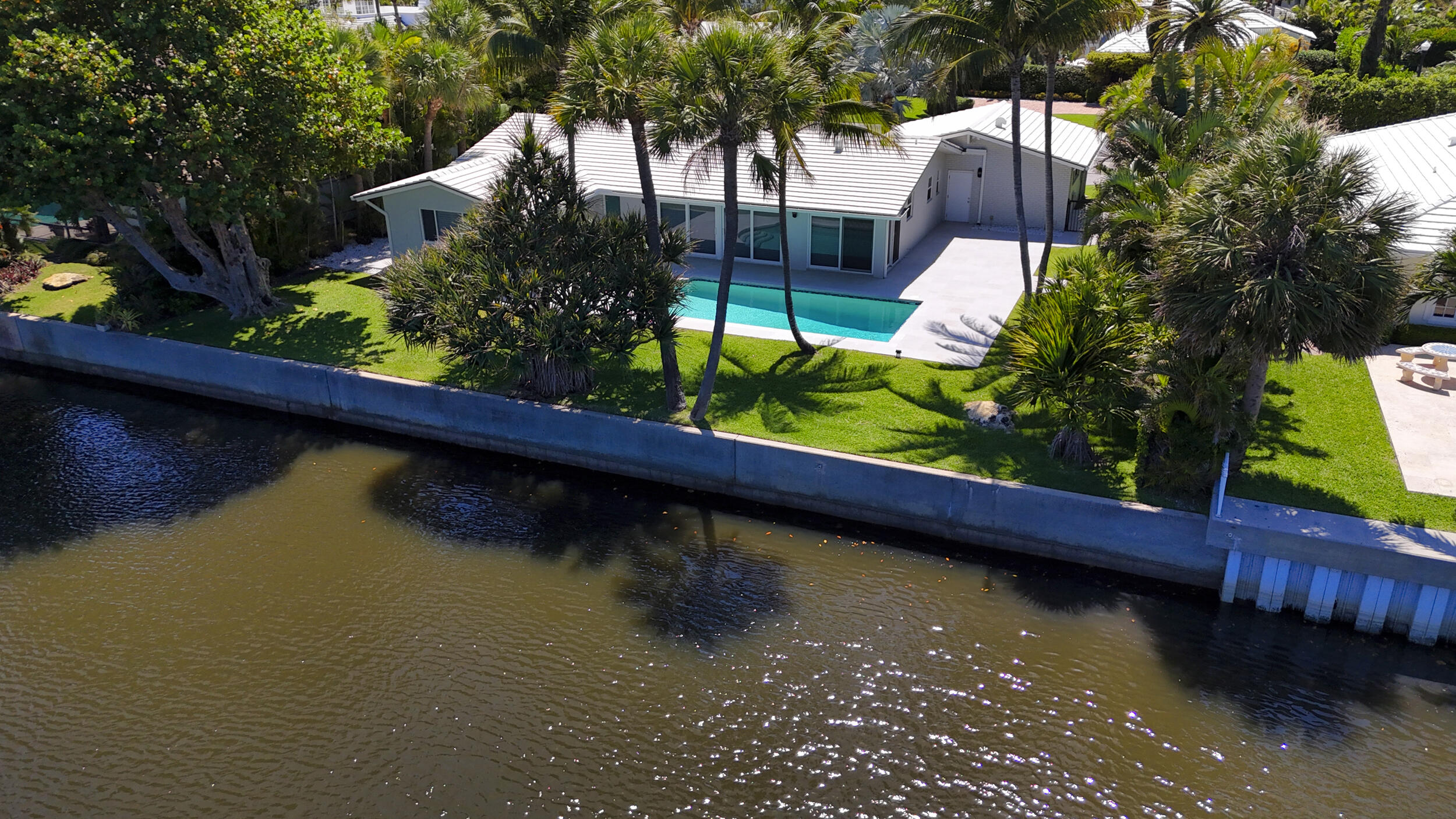 IBIS ISLE - Residential