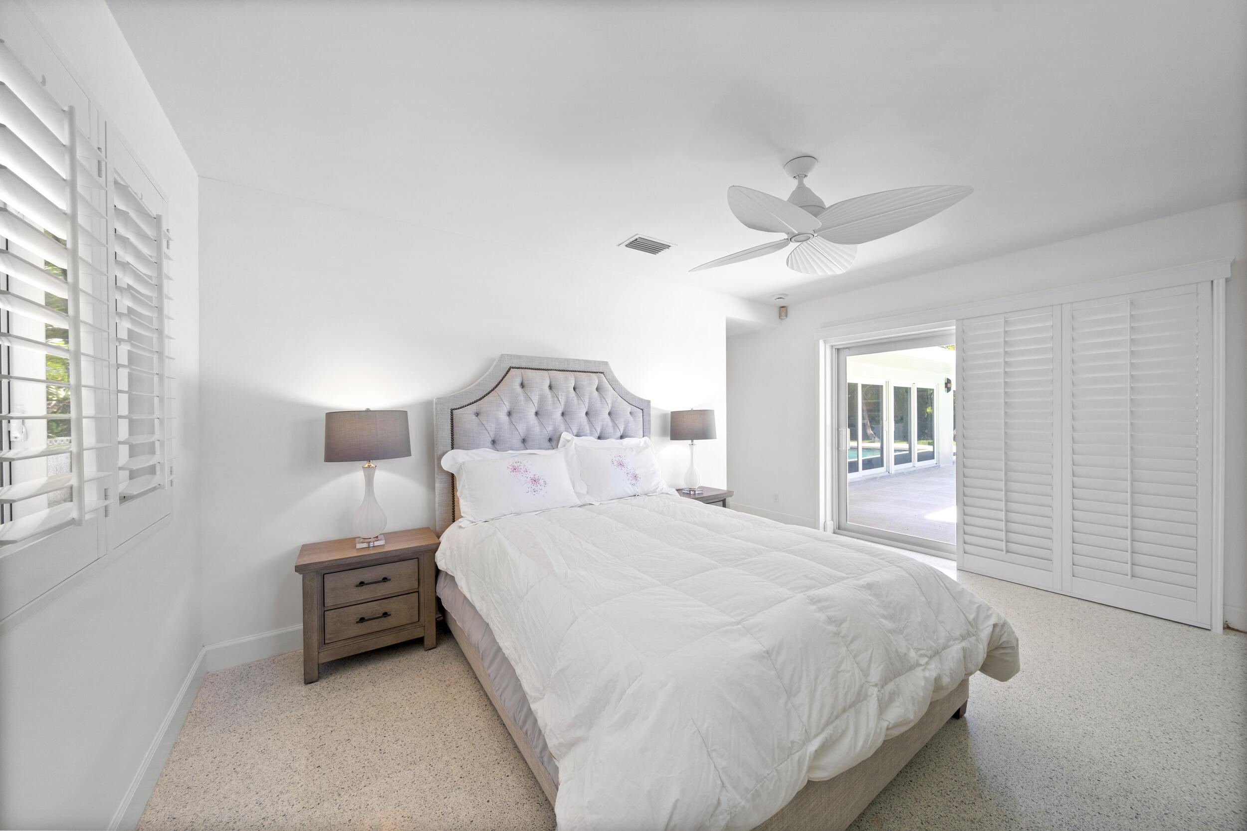 IBIS ISLE - Residential