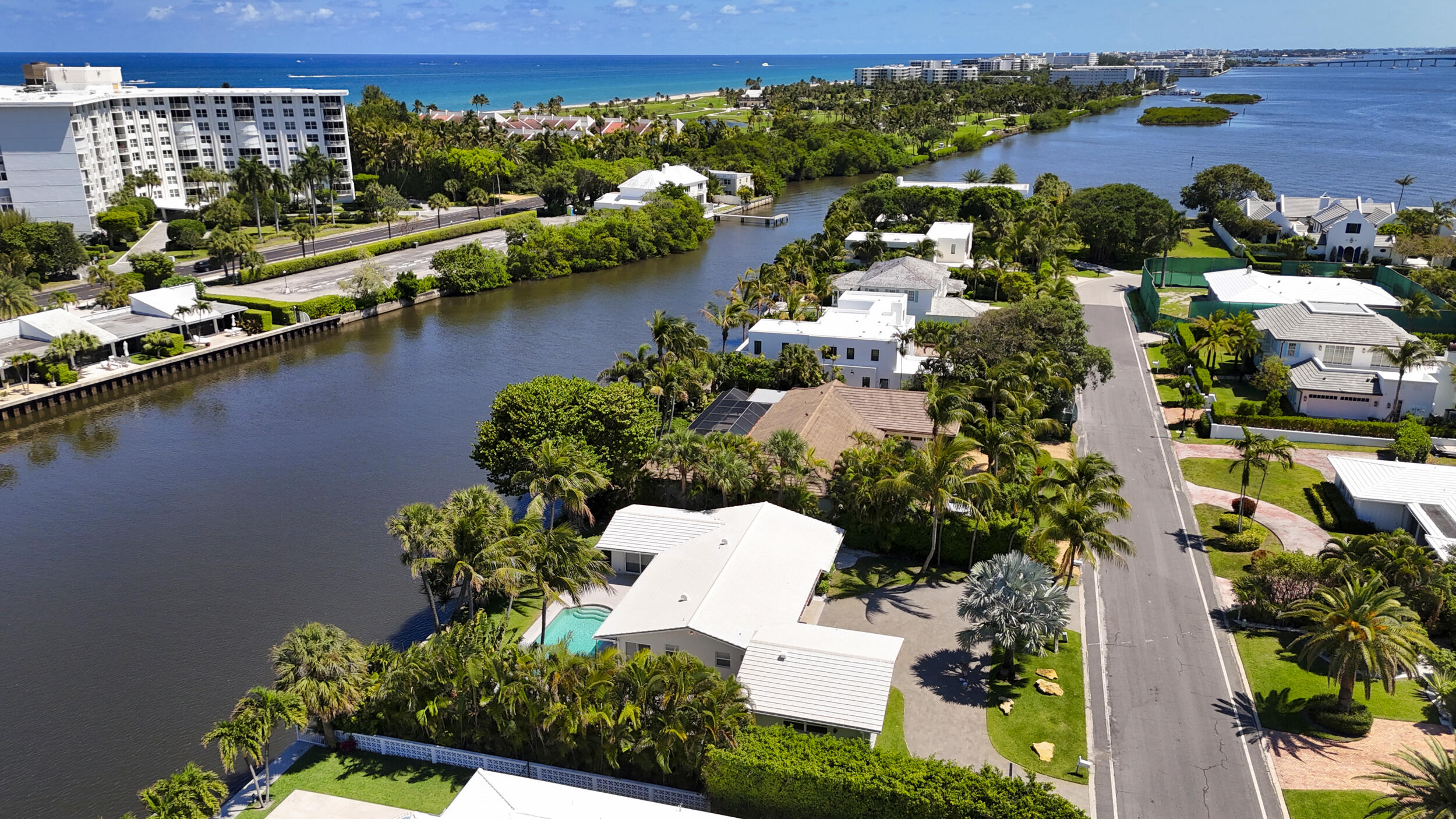 IBIS ISLE - Residential