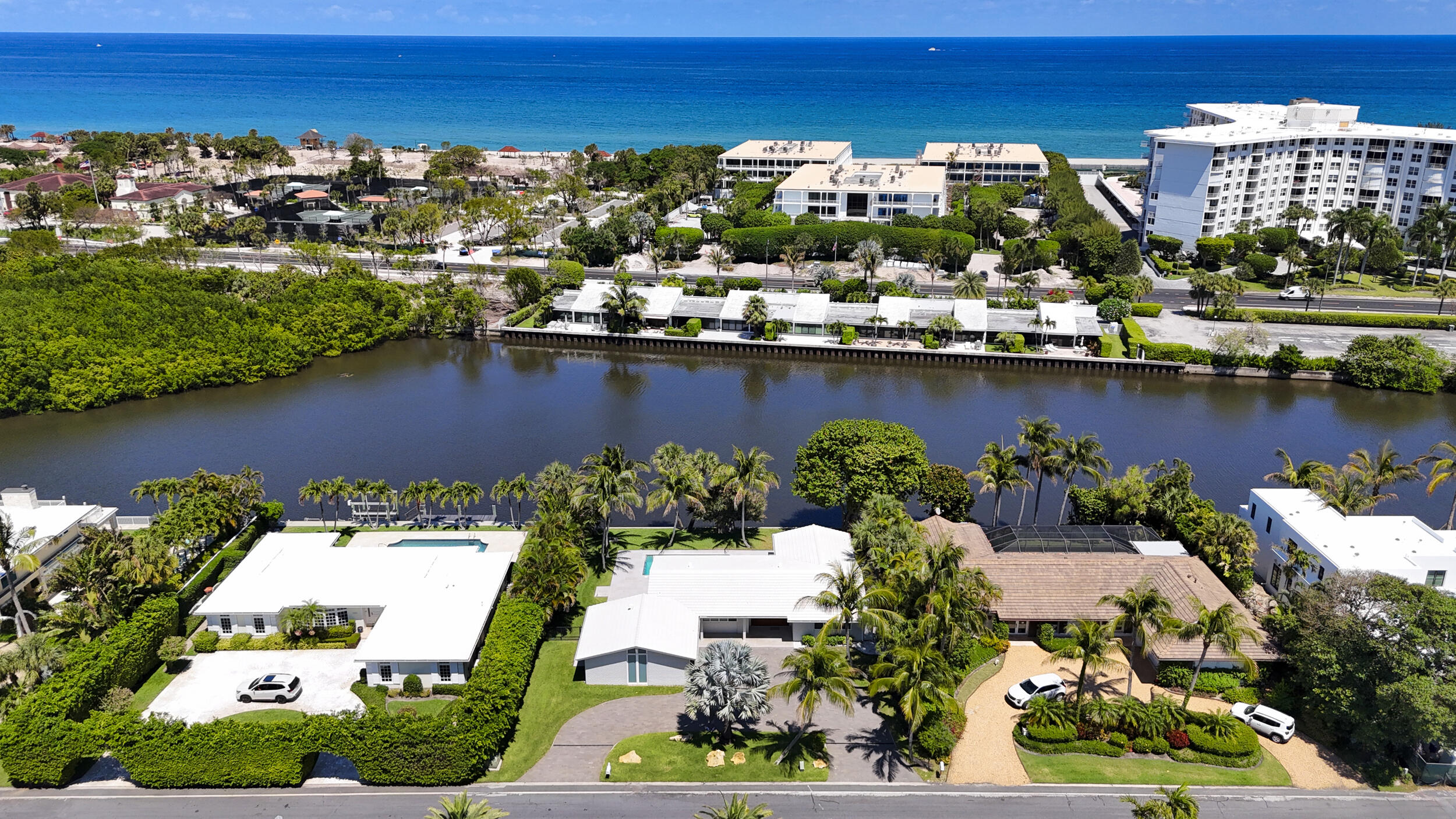IBIS ISLE - Residential