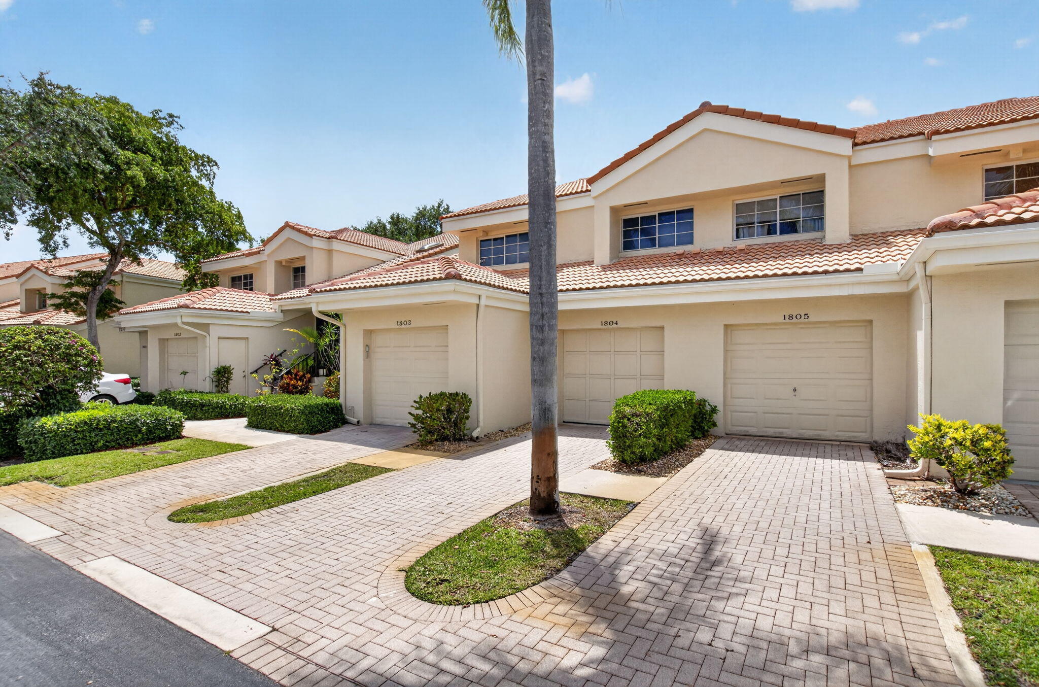 FAIRWAYS AT SOMERSET CONDO - Residential