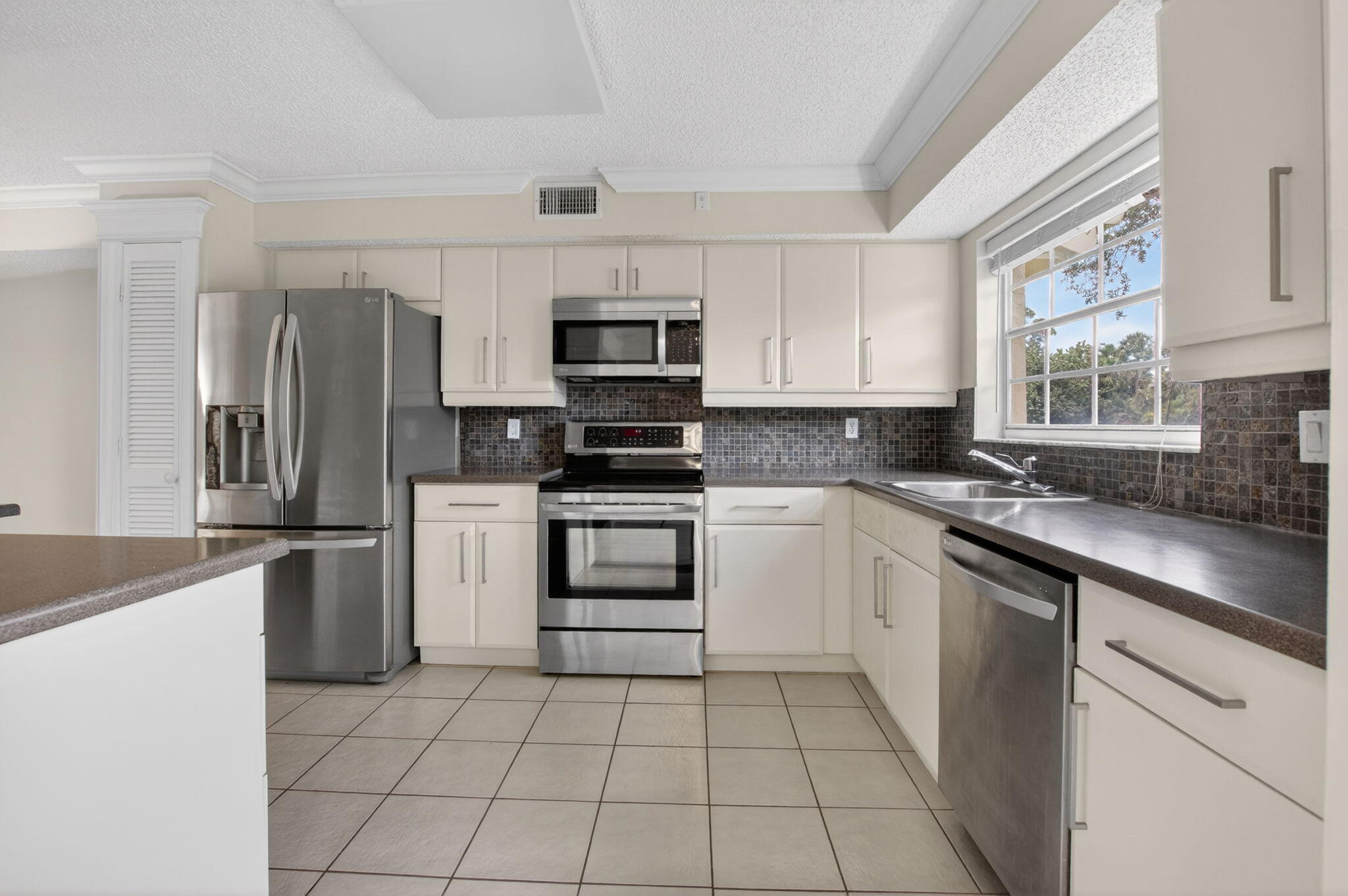 FAIRWAYS AT SOMERSET CONDO - Residential