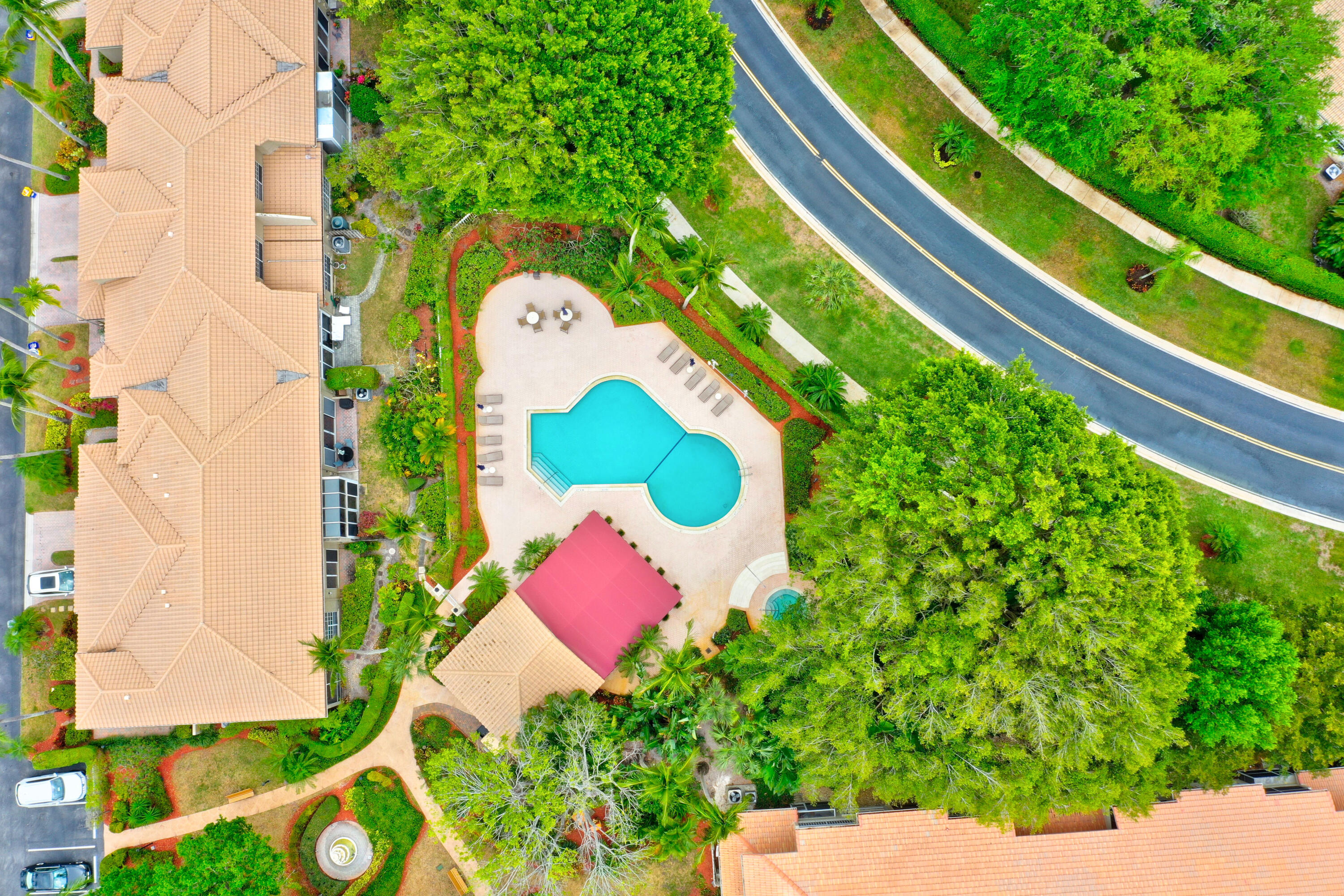 FAIRWAYS AT SOMERSET CONDO - Residential