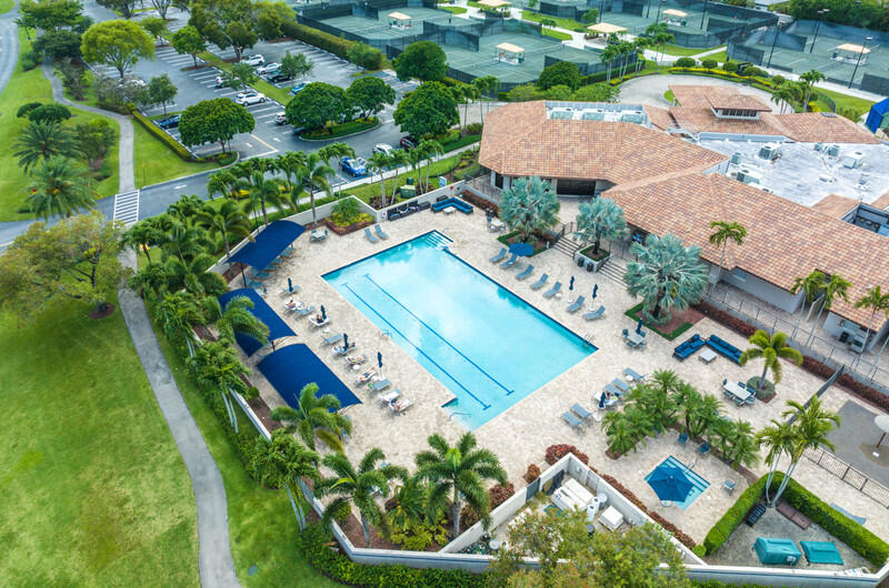 PALMS AT BOCA POINTE - Residential