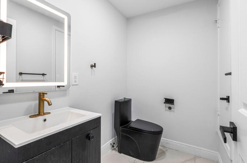 PALMS AT BOCA POINTE - Residential