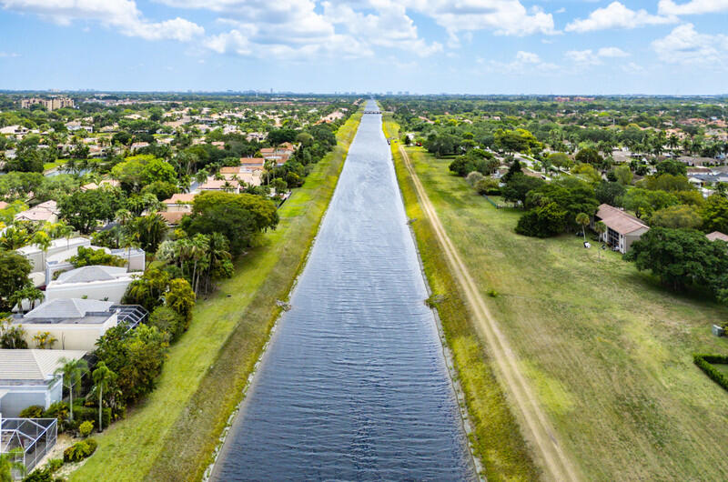 7748 Travlers Tree Drive