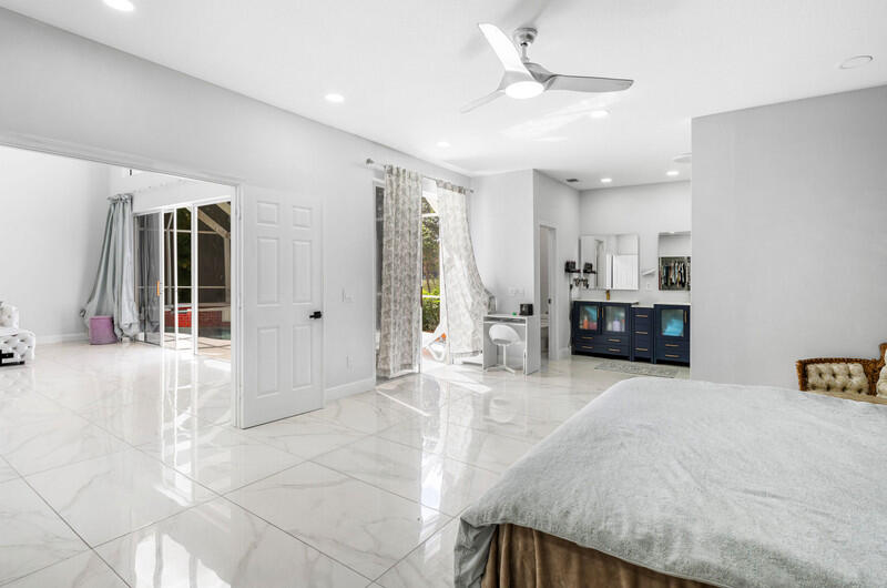 PALMS AT BOCA POINTE - Residential