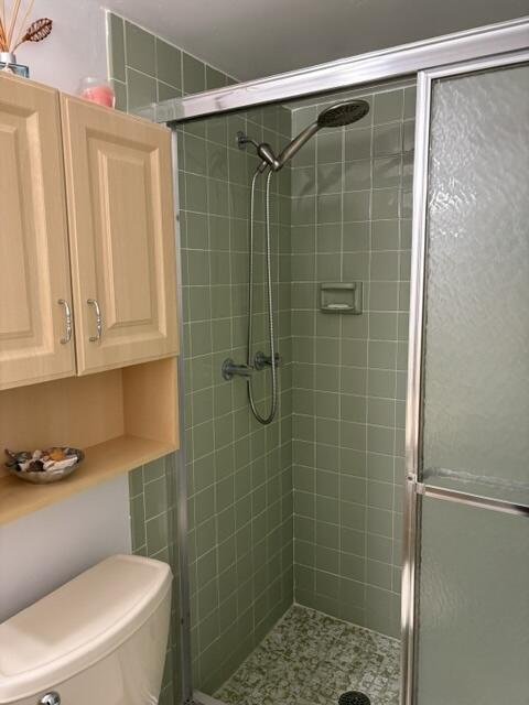 MEADOWBROOK LAKES CONDO - Residential