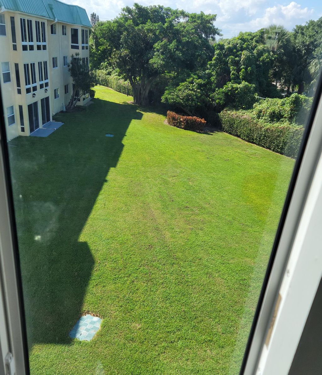 Photo of 15 Colonial Club Drive #303, Boynton Beach, FL 33435 (MLS # R10885296)