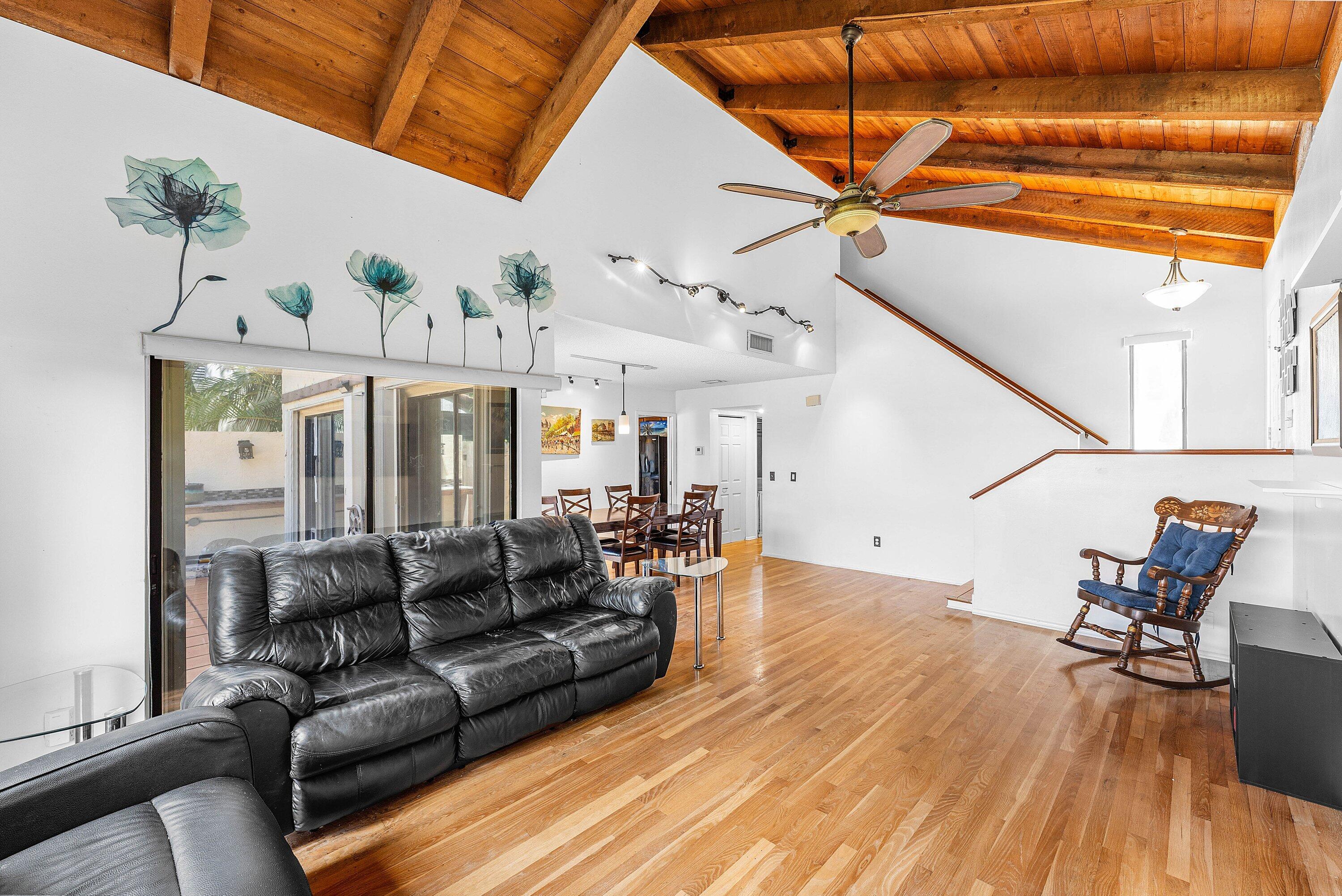LANTANA PINES 1 SPORTSMENS CLUB - Residential