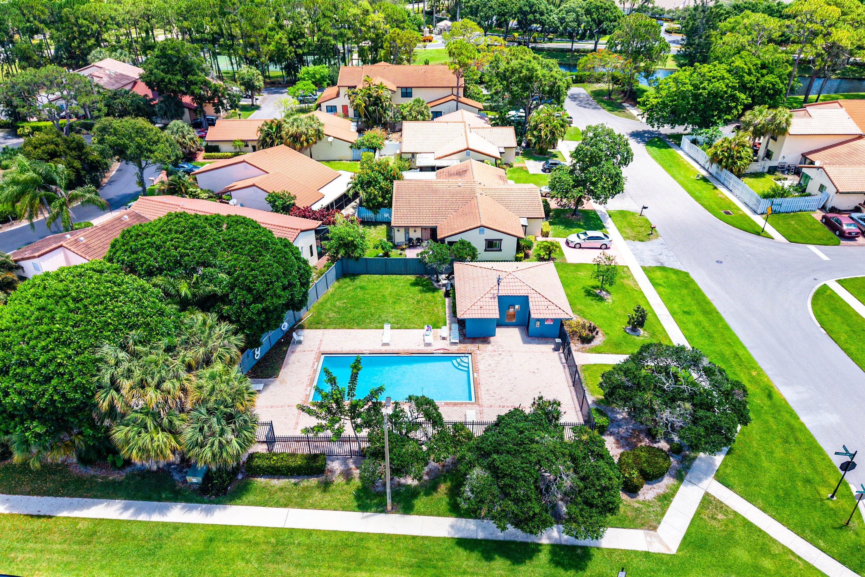 LANTANA PINES 1 SPORTSMENS CLUB - Residential