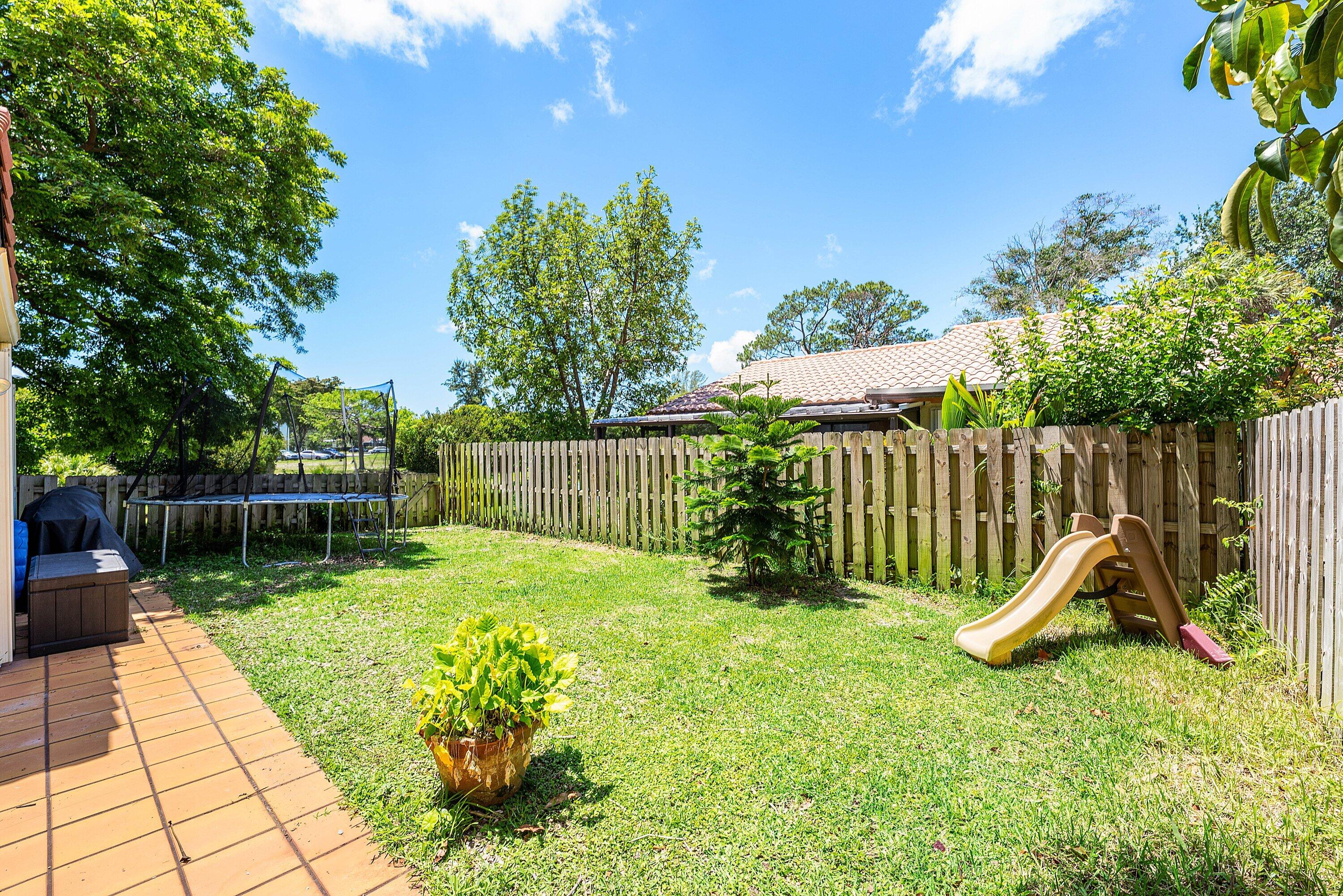 LANTANA PINES 1 SPORTSMENS CLUB - Residential
