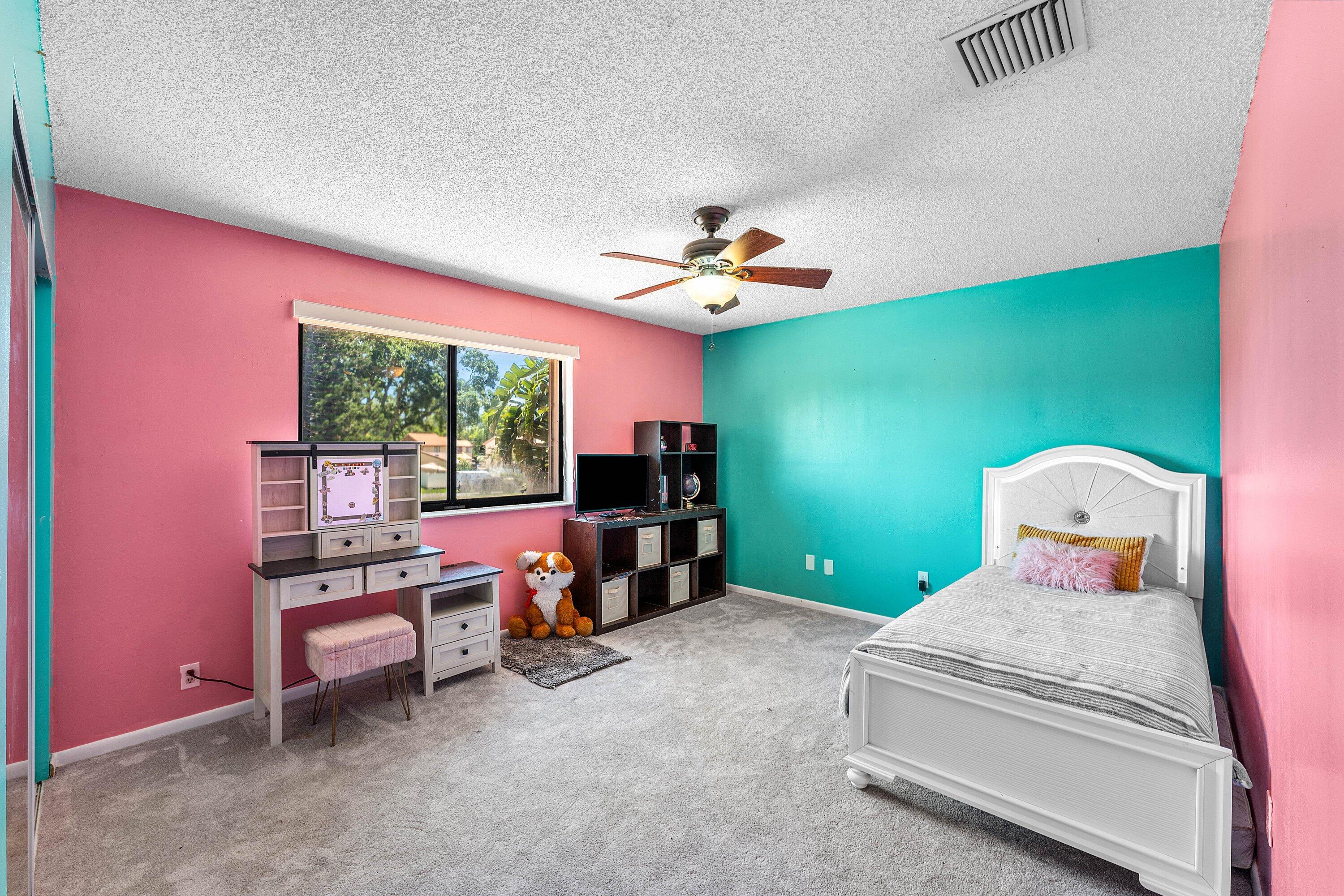 LANTANA PINES 1 SPORTSMENS CLUB - Residential
