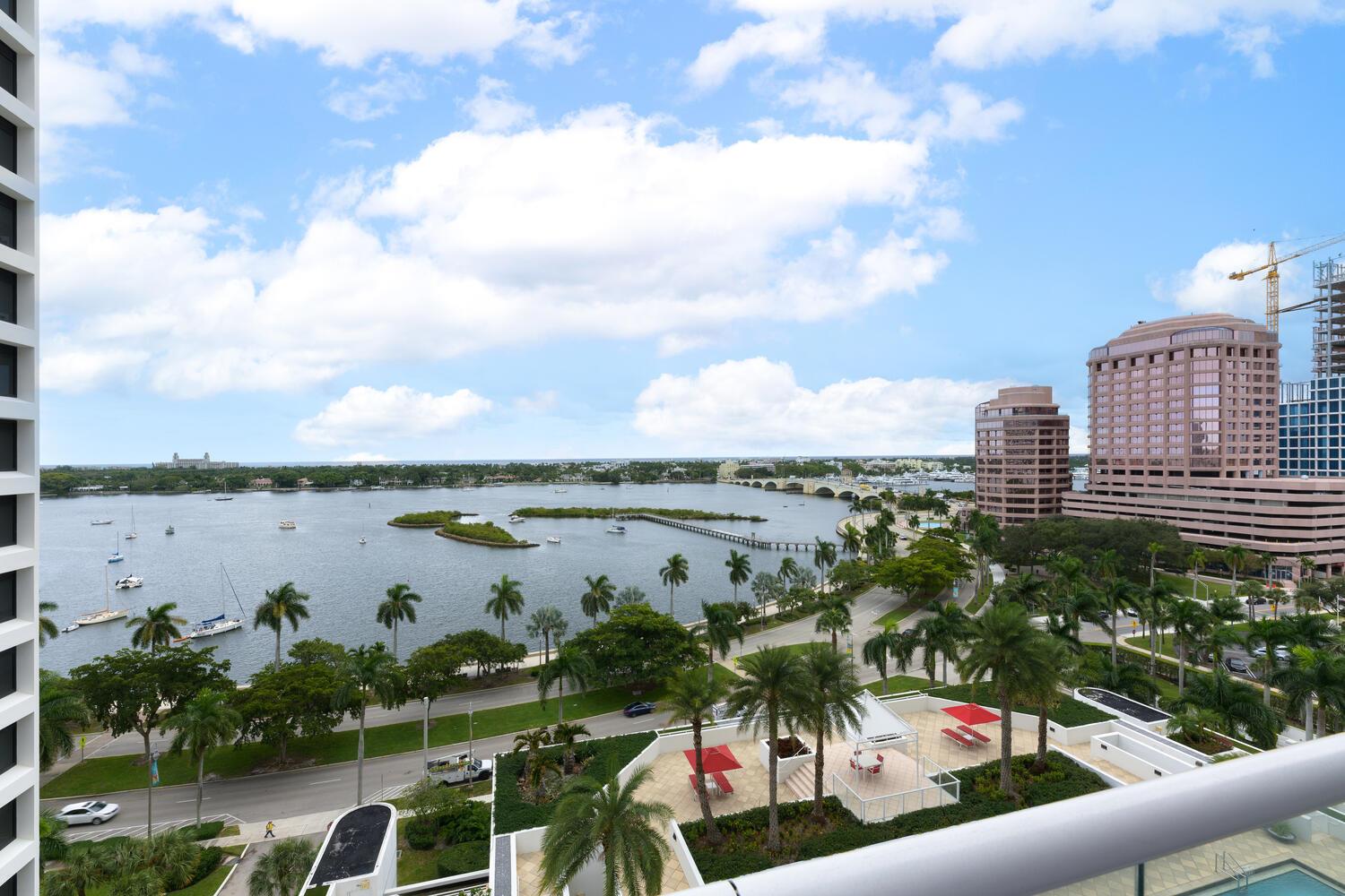 PLAZA OF THE PALM BEACHES - Residential