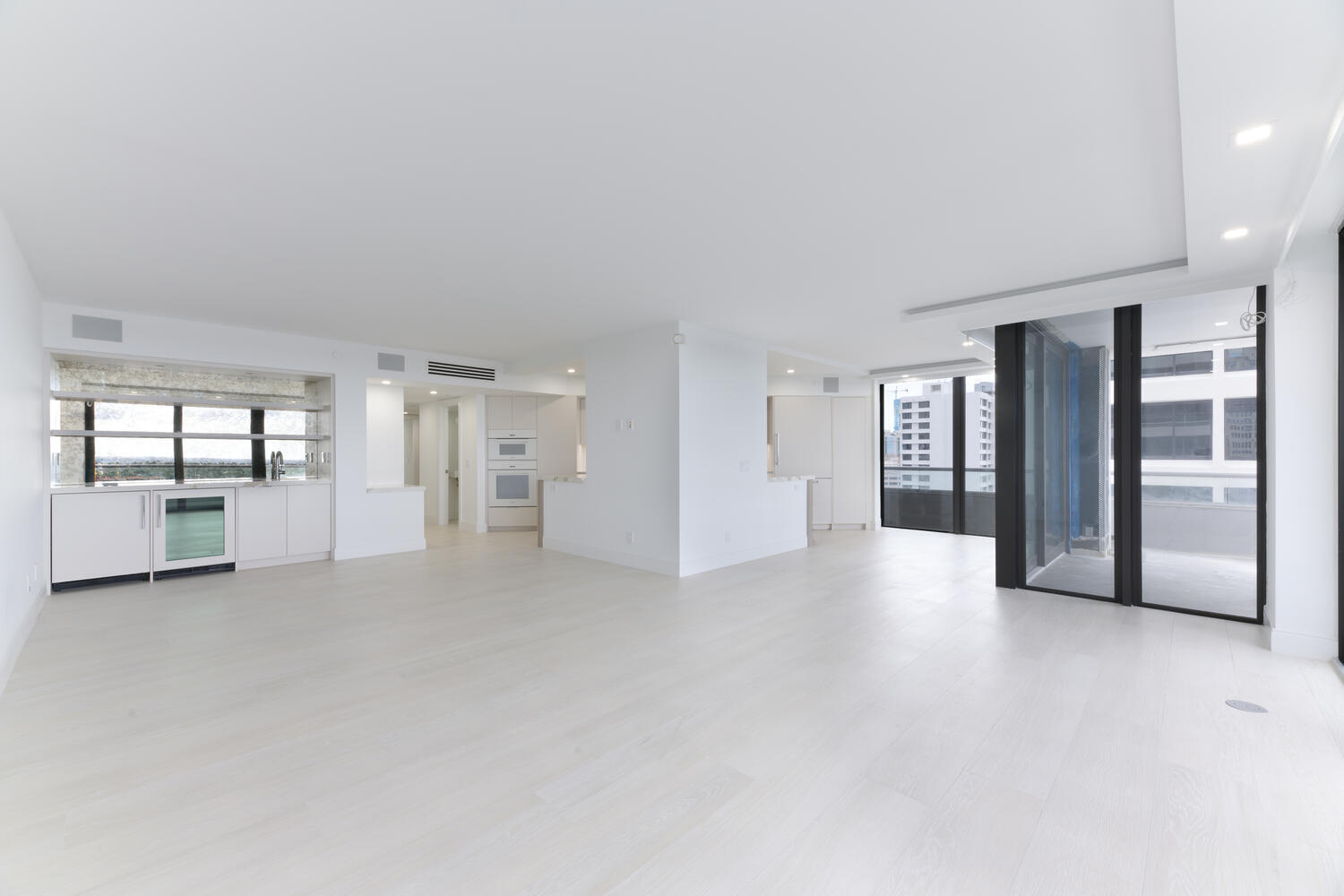 525 S Flagler Drive 11a