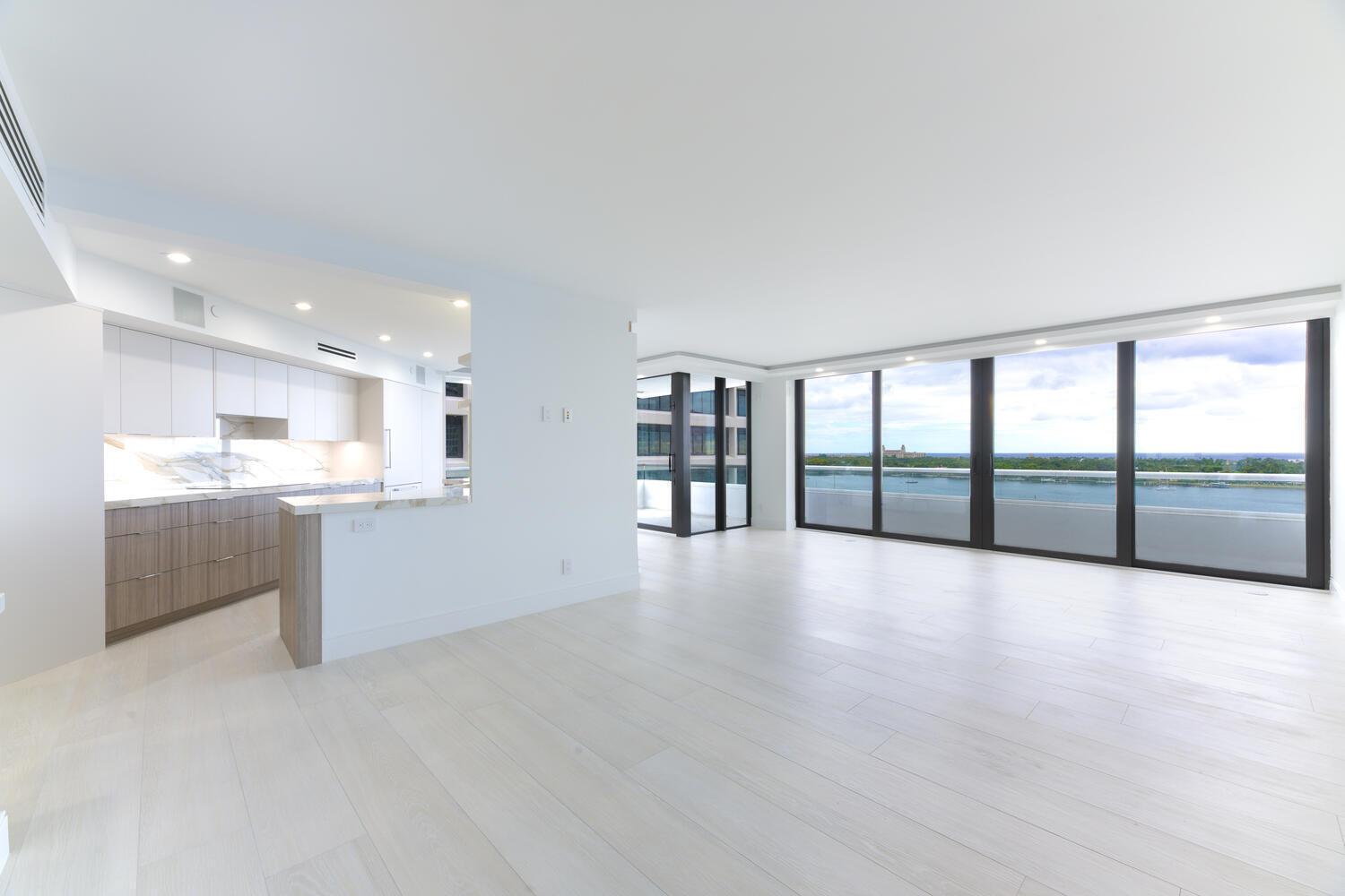 PLAZA OF THE PALM BEACHES - Residential