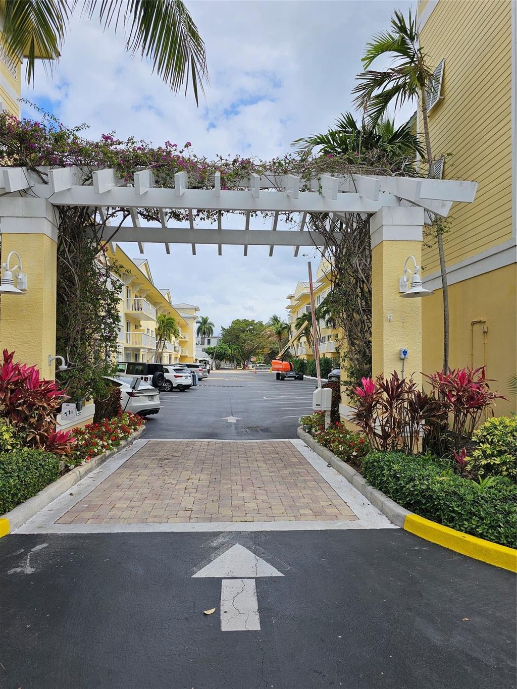 Photo of 151 NE 16th Avenue #162, Fort Lauderdale, FL 33301 (MLS # F10554782)